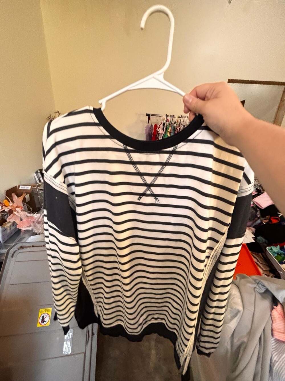 Anna-Kaci Women's Striped Crew Neck Sweatshirt with Contrast Sleeves